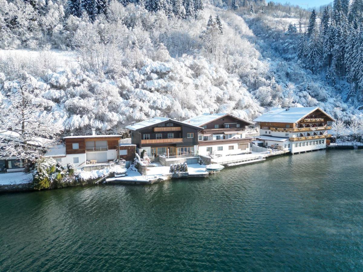 Finest Lakeside Villa Zell Am See By All In One Apartments Erlberg Exterior photo
